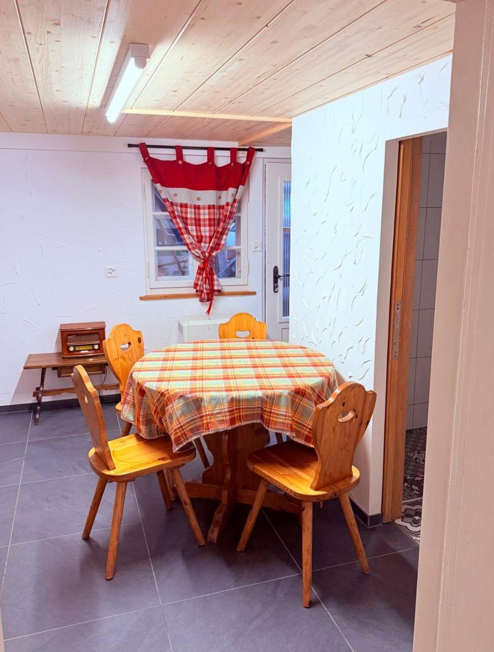 Vintage Apartment By Apartments Capricorn Gsteigwiler Exterior foto